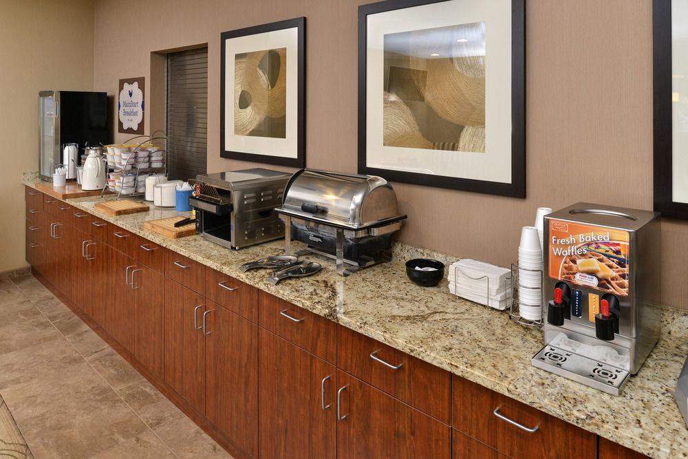 Mainstay Suites Fargo - I-94 Medical Center Екстер'єр фото