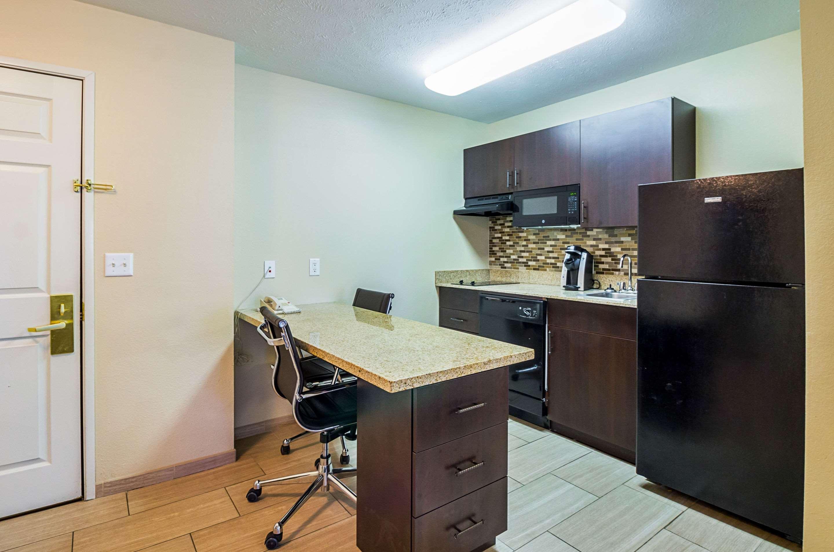 Mainstay Suites Fargo - I-94 Medical Center Екстер'єр фото