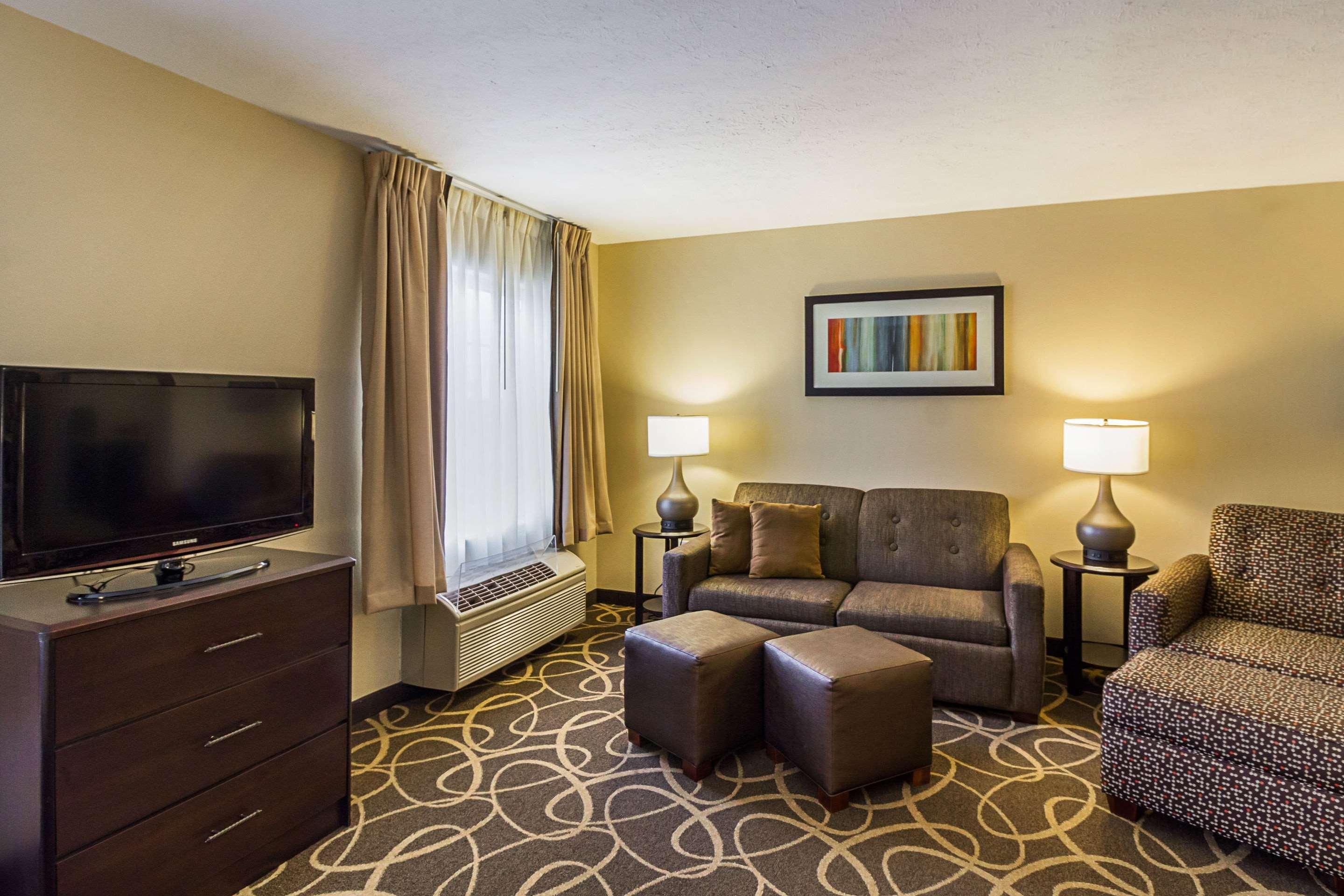 Mainstay Suites Fargo - I-94 Medical Center Екстер'єр фото