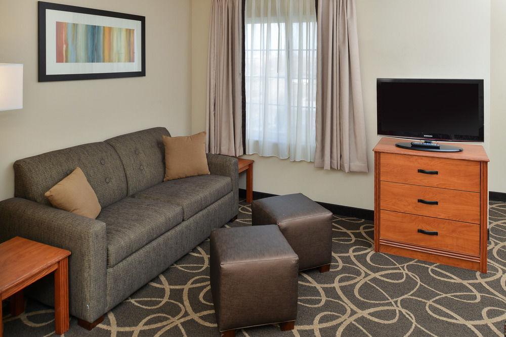 Mainstay Suites Fargo - I-94 Medical Center Екстер'єр фото