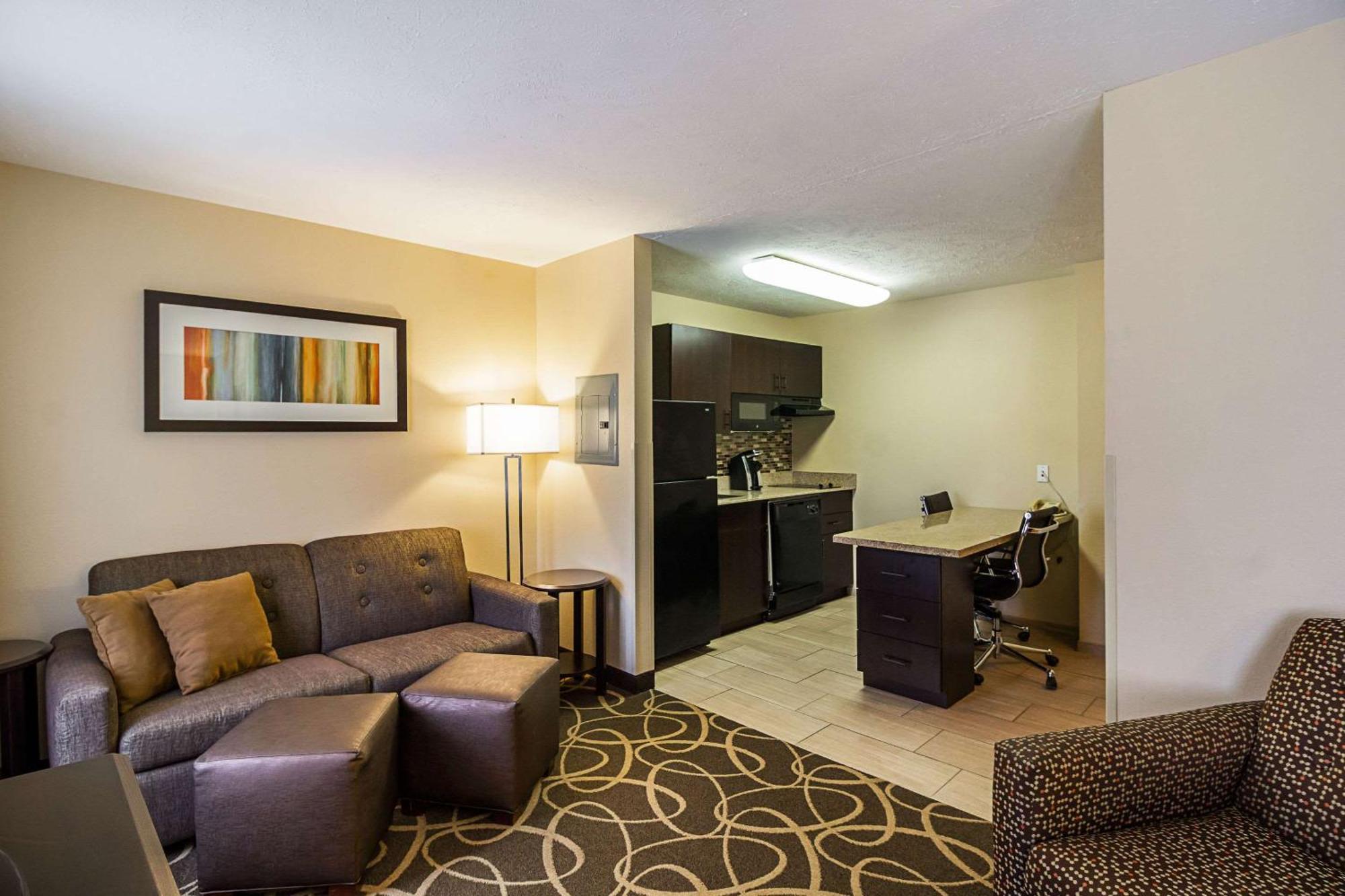 Mainstay Suites Fargo - I-94 Medical Center Екстер'єр фото