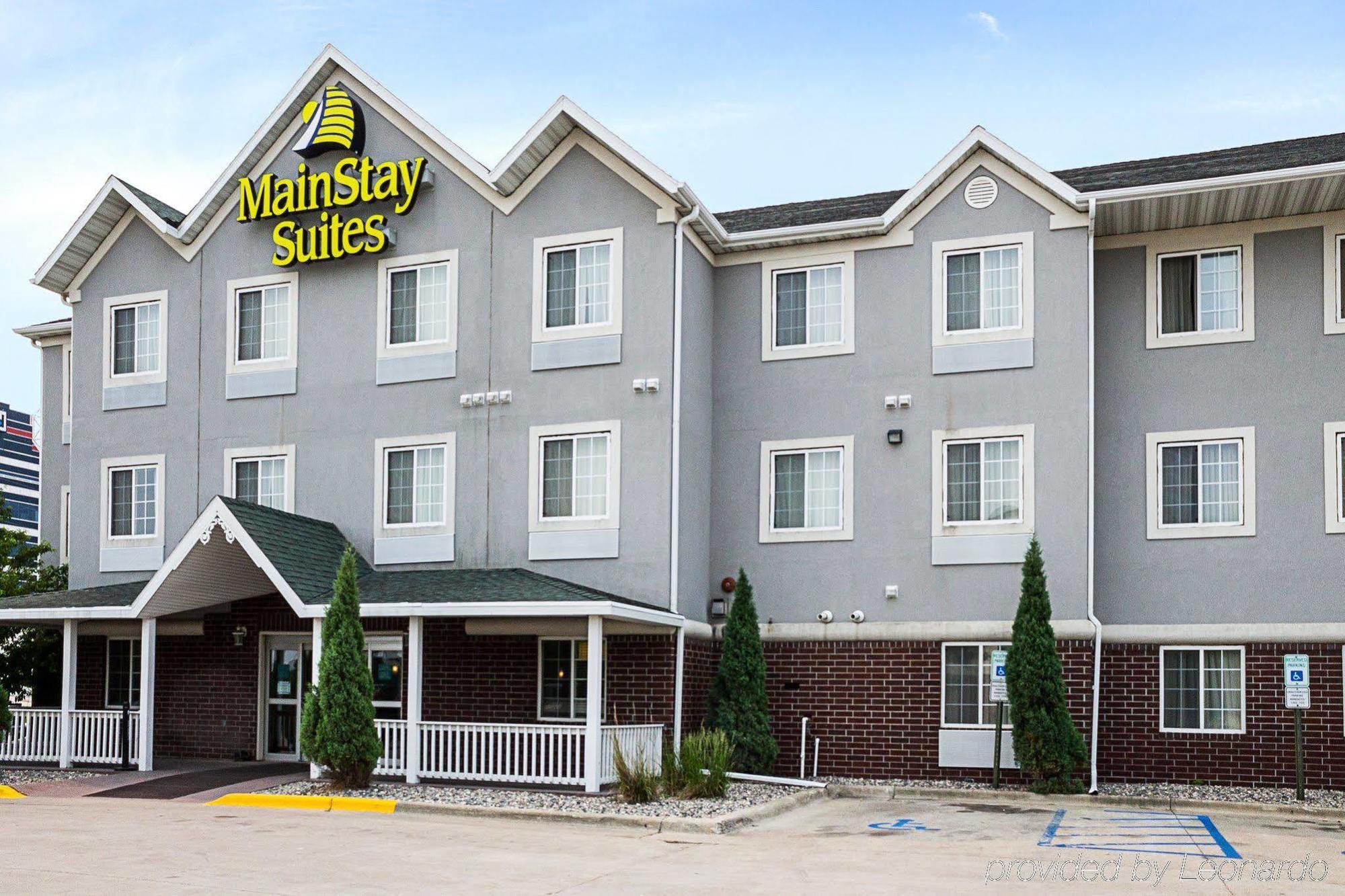 Mainstay Suites Fargo - I-94 Medical Center Екстер'єр фото