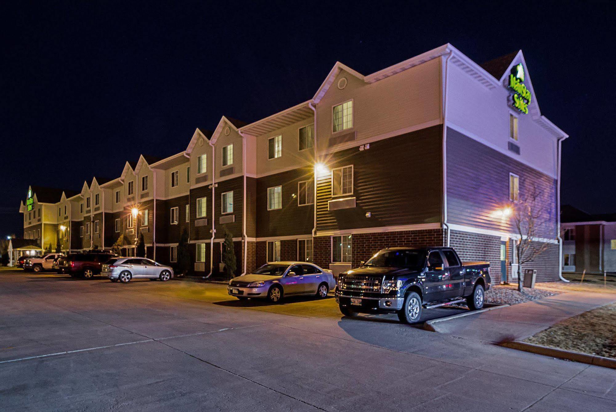 Mainstay Suites Fargo - I-94 Medical Center Екстер'єр фото